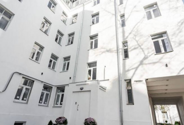 Sunny, cozy apartment for sale in the center of Riga