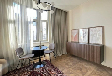 Bright, warm and fully furnished studio apartment in the centre of Riga.