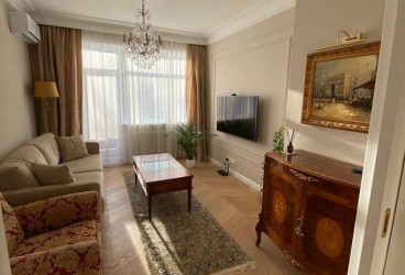 Luxury apartment for rent in the very centre of Riga. 