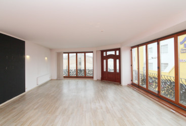 A spacious, modern office in historical place of Riga