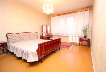 The tranquillity of the private sector and the comfort of flat living - then this is the place for you.