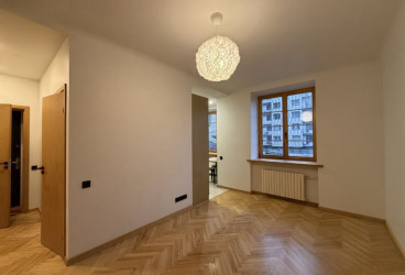Cozy 2-room apartment with parking in the heart of Riga