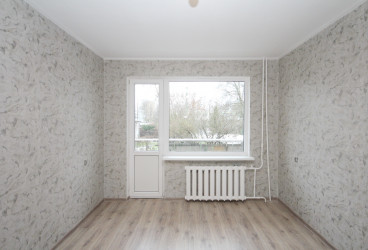 A warm apartment with a cool layout in Kengarags