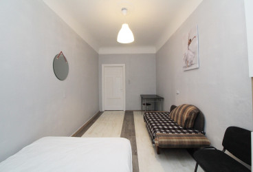 Plašs 3 istabu dzīvoklis ar skatu uz Daugavu un individuālo apkuri