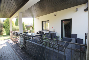 Komfortabla māja tiem, kuri mīl mieru un novērtē klusumu un vienotību ar dabu